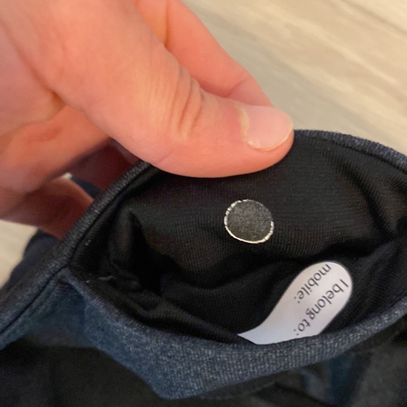 Lululemon Cropped Grey Leggings - Picture 4 of 4